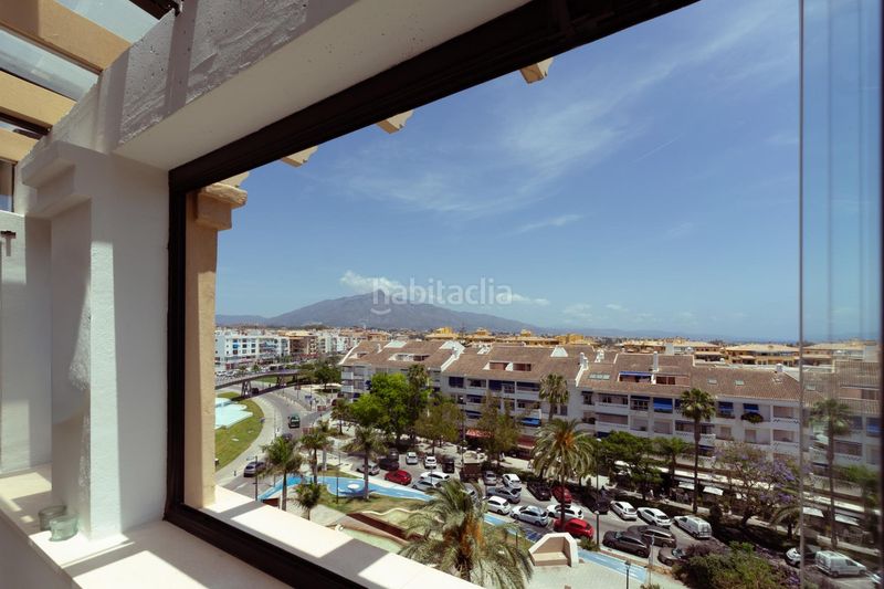 Foto d54c210a-b5e3-4604-bf07-cbd3ffcb66a2. Àtic amb calefacció aparcament piscina a Nueva Alcántara Marbella