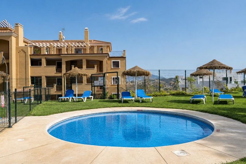 Foto 65488bb3-f7b0-46c8-9146-c4f185ccb1bc. Planta baixa amb aparcament piscina a la cala Mijas Mijas