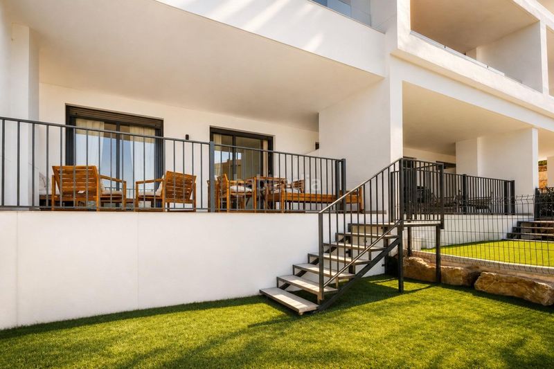 Foto bc0c1e14-ff68-4ed5-9720-6cca17c8bd85. Planta baixa amb aparcament piscina a la cala Mijas Mijas