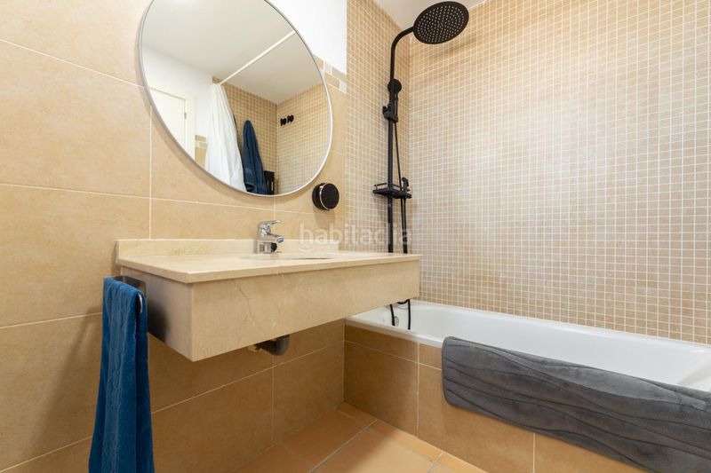 Foto 69bd4a48-cee0-4b6d-a545-e82e61768781. Casa adossada amb calefacció aparcament piscina a Benalmádena