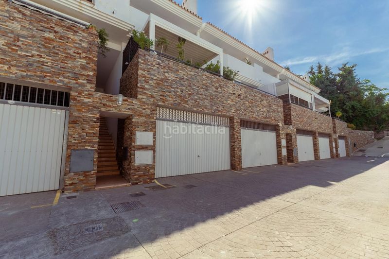 Foto b3d98905-2a0f-4d5a-a84d-9f3b42e4bdce. Casa adossada amb calefacció aparcament piscina a Benalmádena
