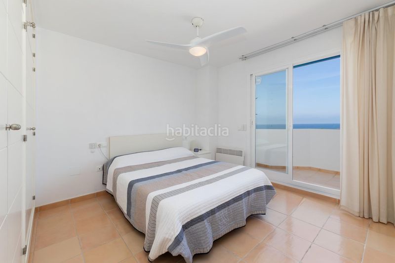 Foto cf36acd4-ebd7-44b8-b550-93f39e9f5d6c. Casa adossada amb calefacció aparcament piscina a Benalmádena