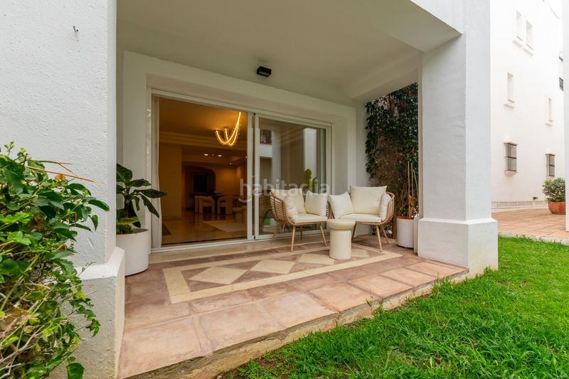 Foto adbba7ea-a695-4cf1-9d63-123cbad84ba2. Planta baixa amb aparcament a Sierra Blanca Marbella