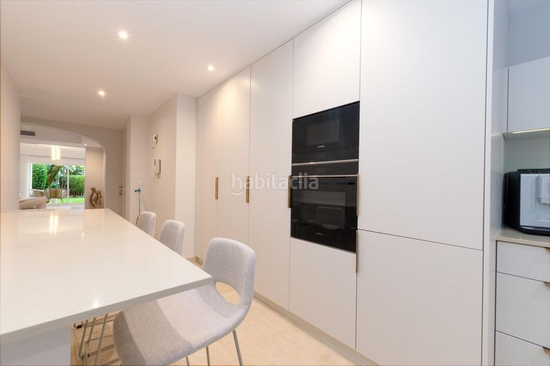 Foto f99a314c-c75d-49e1-baec-22d707de7041. Planta baixa amb aparcament a Sierra Blanca Marbella