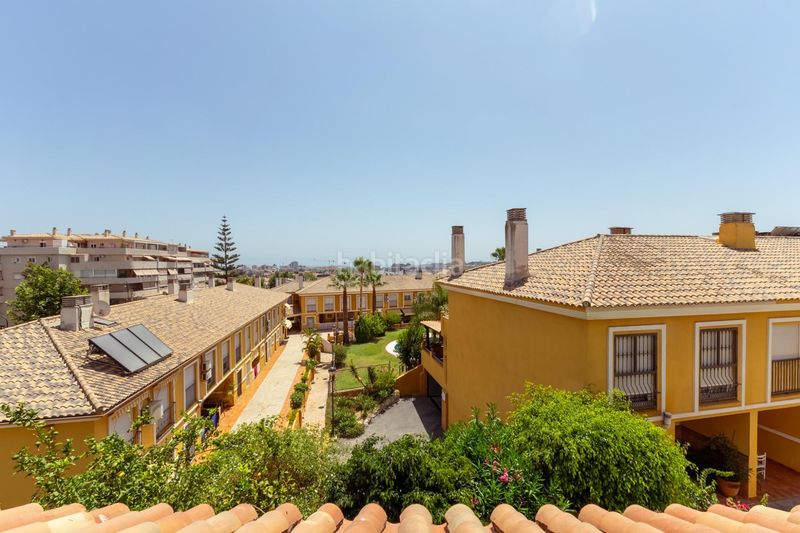Foto 55a7506e-7d0e-479e-b753-00dba382467e. Casa adossada amb aparcament a Los Ríos Mijas