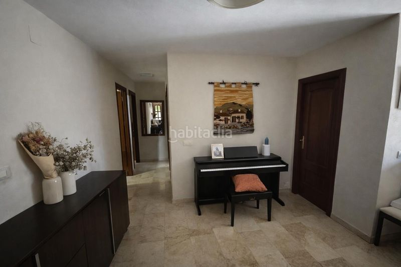 Foto f17a460a-2916-4d01-a89c-75ff11f25c68. Apartament amb aparcament a Los Árboles Mijas