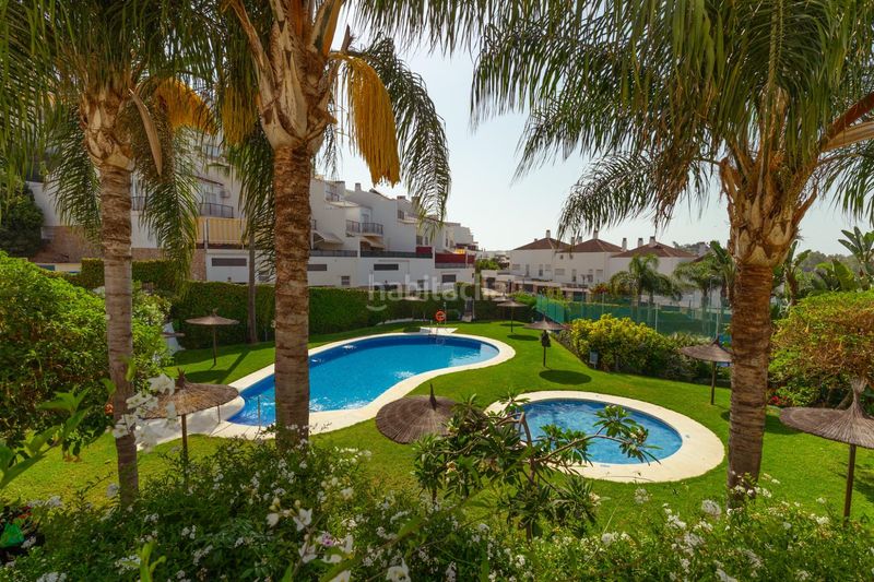 Foto 0f1921e9-b77b-4d46-8894-53391c673974. Casa adossada amb aparcament piscina a Conde de Ureña Málaga