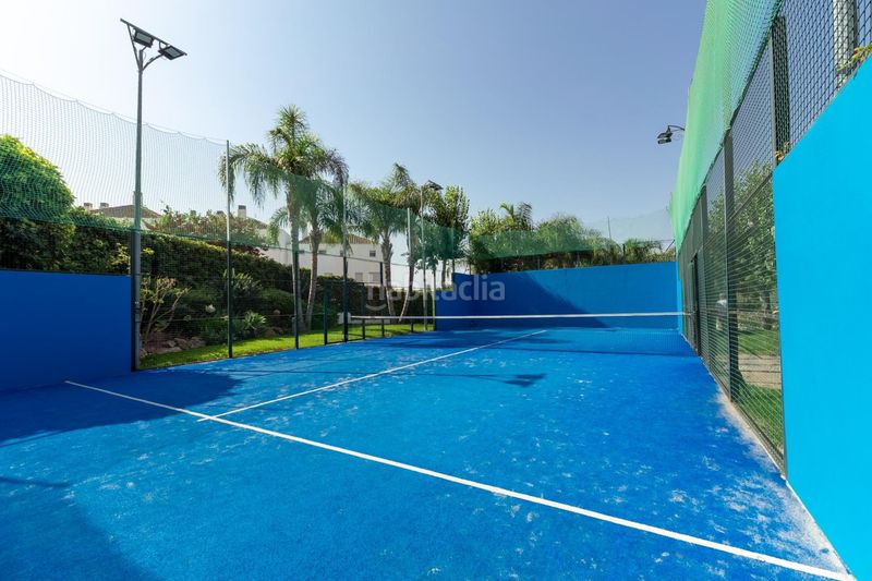 Foto ab5133f3-c9cf-4d44-83af-3a7de903fbd6. Casa adossada amb aparcament piscina a Conde de Ureña Málaga