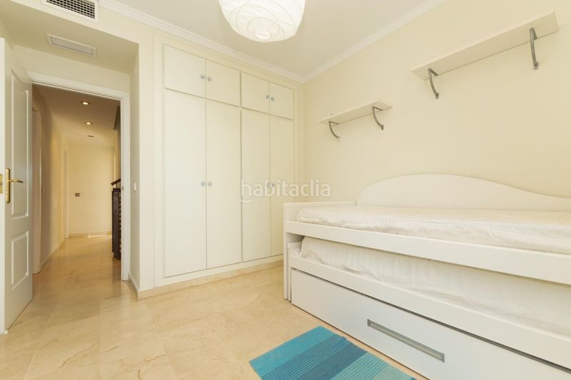 Foto da983c07-0e31-4a5a-94af-20bb9960020e. Casa adossada amb aparcament piscina a Conde de Ureña Málaga