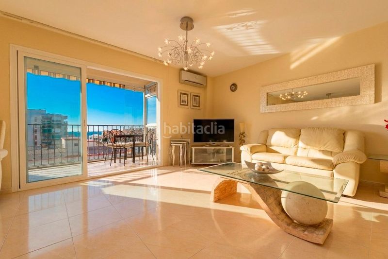 Foto d9a6e3aa-00d0-49b9-99e3-4c28af8427f3. Àtic a Puerto Deportivo Fuengirola