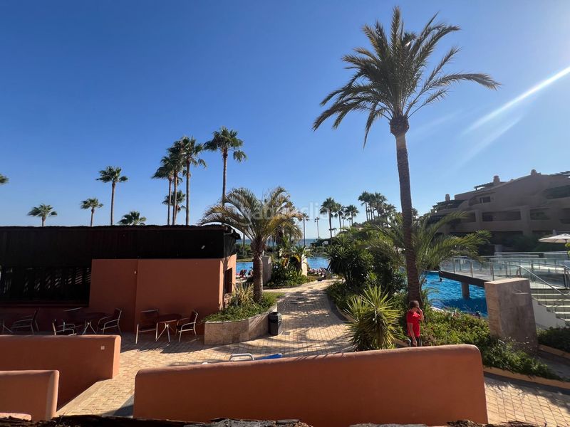 Foto e32a5452-504d-45d9-8440-be00979eb6a0. Pis amb aparcament piscina a Kempinski Estepona