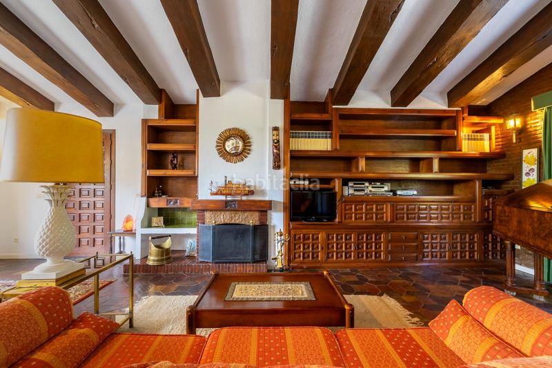 Foto 707f3868-618b-49af-bcc0-3e646746a80c. Chalet with parking pool in Castillo Sohail - Myramar Fuengirola