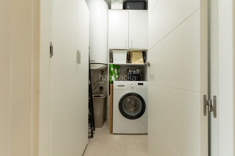 Foto 5de0be2d-751e-4107-9ebd-868eccc827f4. Apartament amb aparcament piscina a Las Flores Mijas