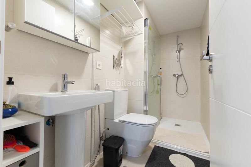 Foto 726425b9-b88c-4404-8fd8-755a7ac825f0. Apartament amb aparcament piscina a Las Flores Mijas
