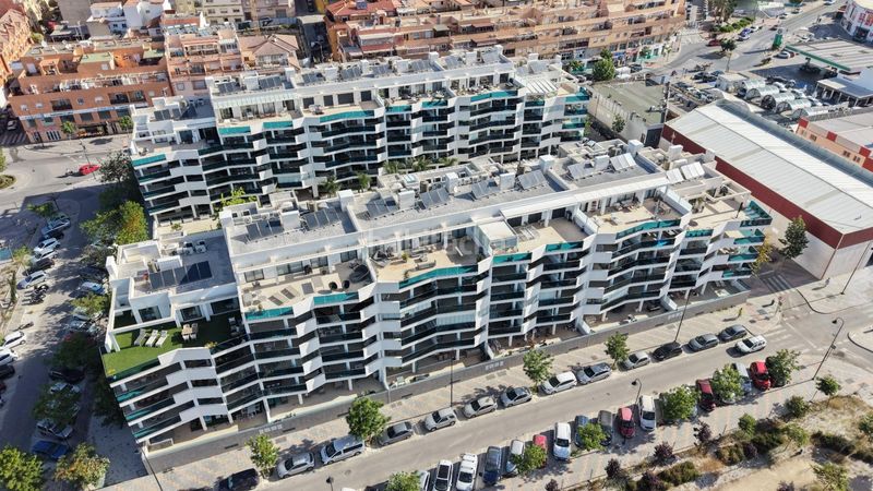 Foto b00536d5-401d-4fba-b97b-f8ed95add937. Apartament amb aparcament piscina a Las Flores Mijas