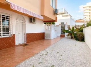 Ground floor in Montemar. Estudio con dormitorio independiente montemar bajo