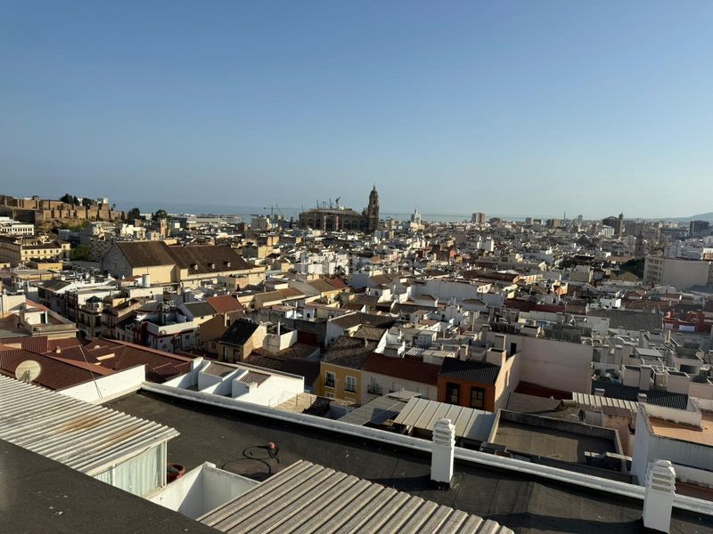 Foto 19981838-6d86-444e-9e86-26f0b39f5620. Àtic a El Ejido Málaga
