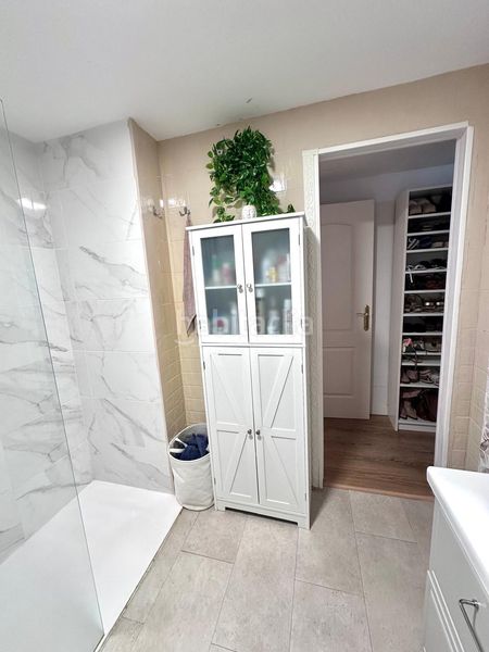 Foto 4f618ccb-0aa3-48b4-b945-c4666a1867a4. Apartament amb aparcament piscina a El Rosario - Ricmar Marbella