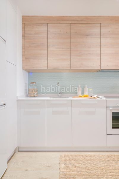 Foto d6445b52-52f7-4ade-b182-2d97a97acafe. Estudi amb calefacció piscina a La Carolina - Guadalpín Marbella