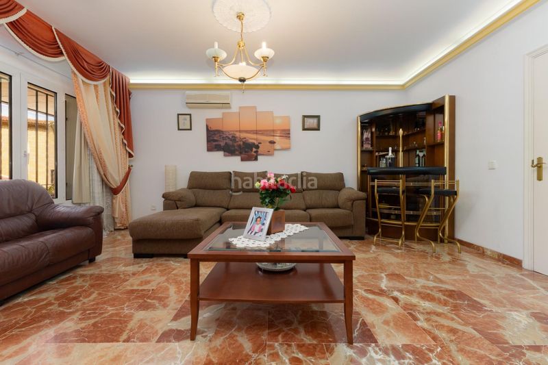 Foto ab21fd5f-699e-4643-aa98-777291a40324. Casa aparellada amb aparcament a Manantiales - Lagar - Cortijo Alhaurín de la Torre