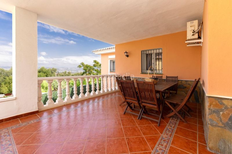 Foto b082d9d0-bdcd-44f0-8576-3e80e4cb7ca8. Casa aparellada amb aparcament a Manantiales - Lagar - Cortijo Alhaurín de la Torre