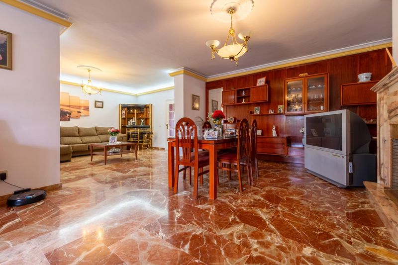 Foto b799b6eb-f633-43a4-b907-602c9a932f70. Casa aparellada amb aparcament a Manantiales - Lagar - Cortijo Alhaurín de la Torre