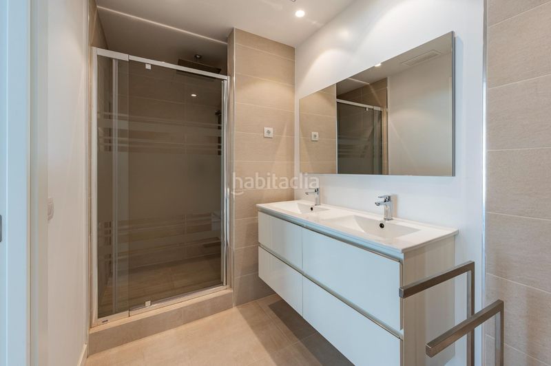 Foto d257745d-4f1c-4e90-a191-85e94dd06800. Casa amb calefacció aparcament piscina a Torremuelle Benalmádena