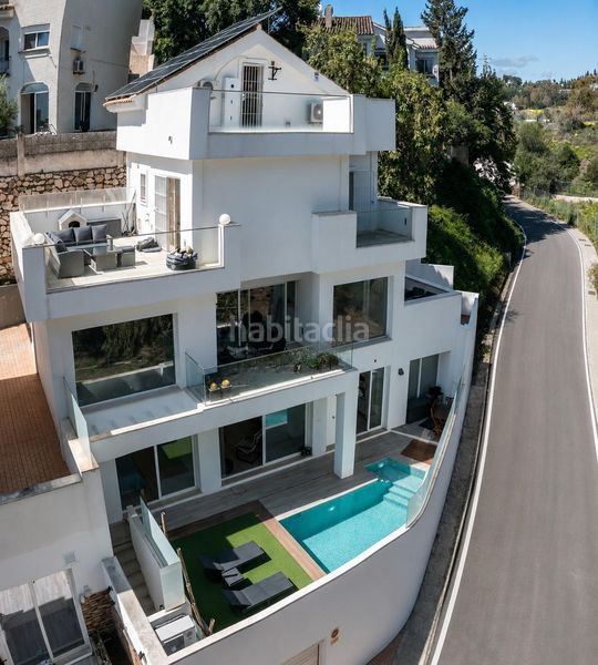 Foto d39d7ec4-045a-42fc-8c23-5504b9e28dc5. Casa amb calefacció aparcament piscina a Torremuelle Benalmádena
