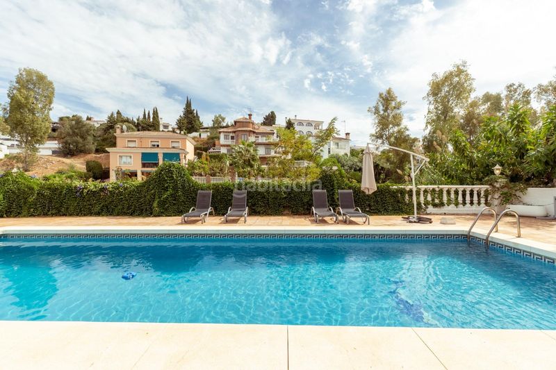 Foto dbe83990-57ed-4859-b7e6-21f4a6c186cc. Casa amb aparcament piscina a campo de Mijas Mijas