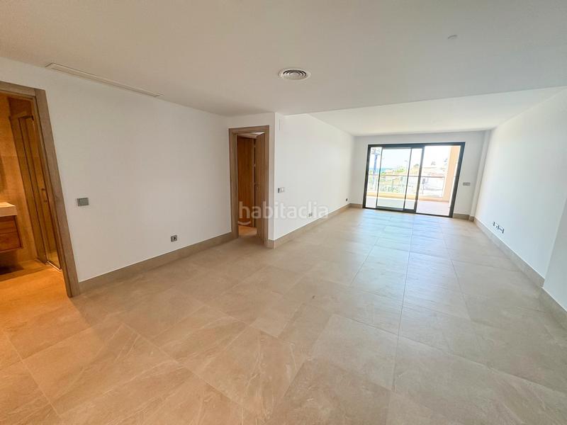 Foto bc7d6db0-81a8-4e04-a47a-dcb13d29b70d. Rent apartment with heating parking pool in marina de Casares Casares