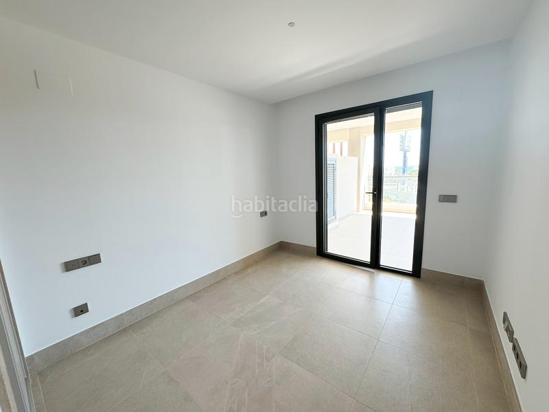 Foto db522faa-f25c-4eed-a3bd-d5e379a0bde6. Rent apartment with heating parking pool in marina de Casares Casares