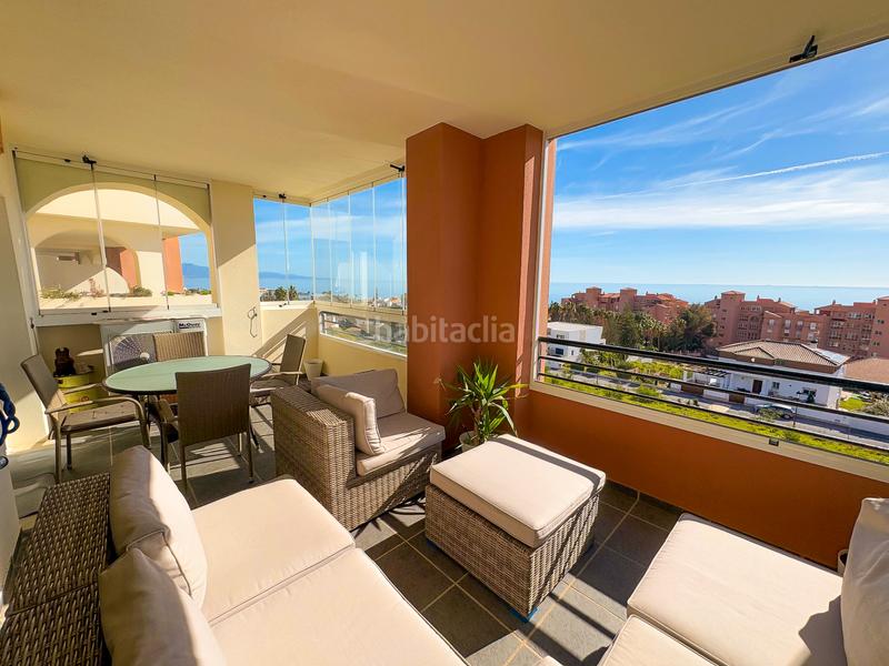 Foto a060049b-a92d-4b04-b91d-8bb962685ac3. Apartament amb calefacció aparcament piscina a El Castillo Manilva