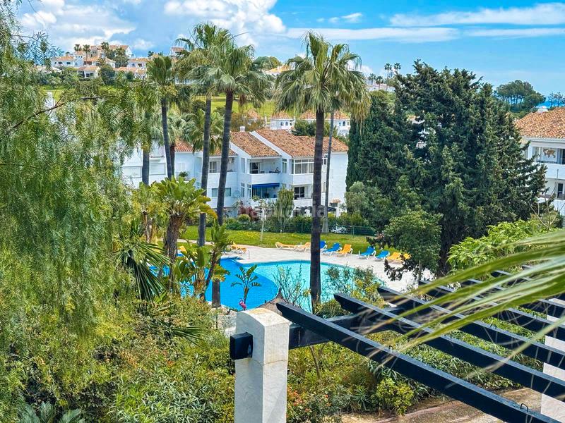 Foto fd6d682a-b168-4cdc-ab16-e3628a61c90a. Appartement avec piscine dans El Castillo Manilva