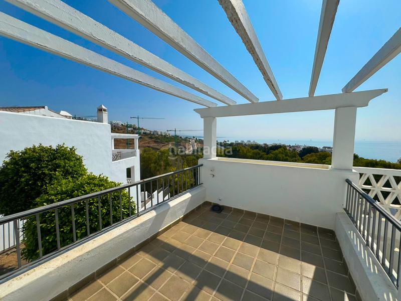 Foto c2580067-4964-40d0-9357-afa39b1afc6f. Dúplex ático dúplex con vistas al mar en bahía en Casares