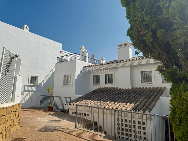 Foto f1954d76-11fc-4356-b31c-9a04c99067f8. Dúplex ático dúplex con vistas al mar en bahía en Casares