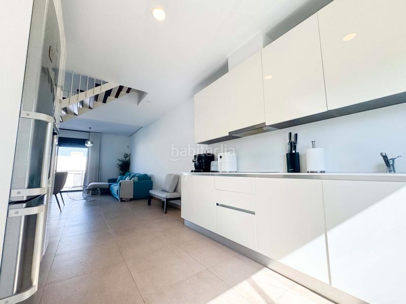 Foto 77dbcbda-e3d9-45c1-a1ed-46fd4a97b853. Casa adossada amb calefacció aparcament piscina a Manilva