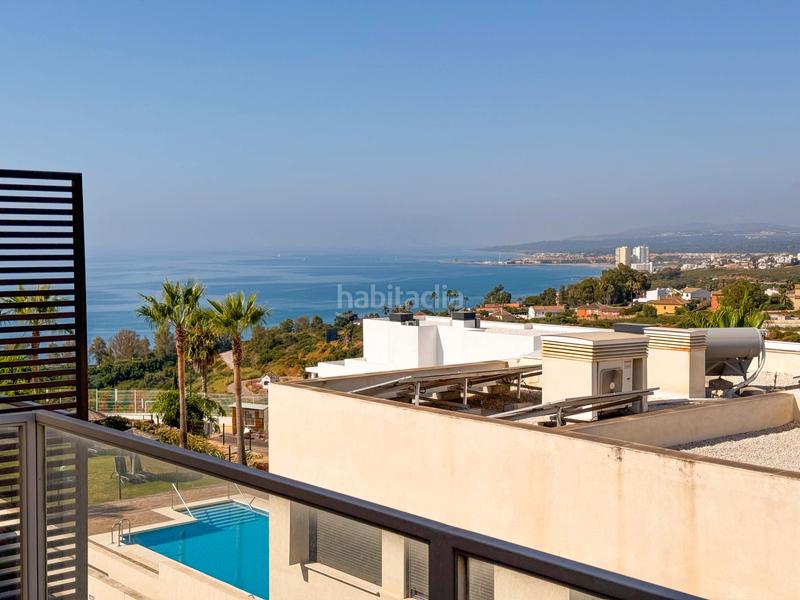 Foto 78e2e911-3ea5-4c2f-82cc-b857758e889e. Casa adossada amb calefacció aparcament piscina a Manilva