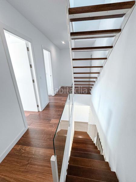 Foto 88b5496e-daae-4564-b548-269dfdada962. Casa adossada amb calefacció aparcament piscina a Manilva