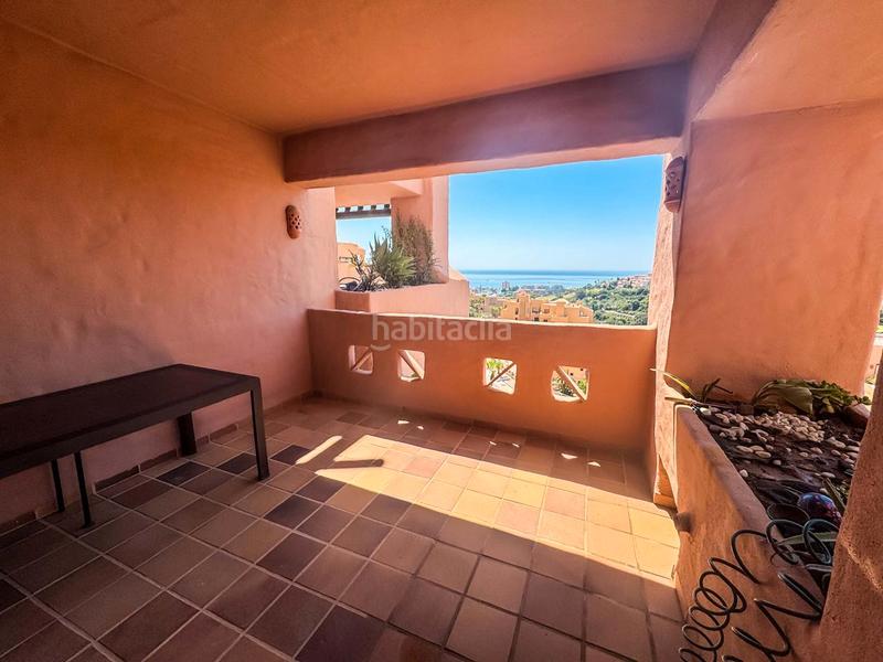 Foto 238d59b9-a663-4292-aba8-eb07f163b87e. Apartamento  costa con vistas al mar en Manilva