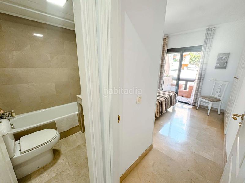 Foto 366cad31-d377-46a0-8303-ffbe5767fab7. Apartamento  costa con vistas al mar en Manilva