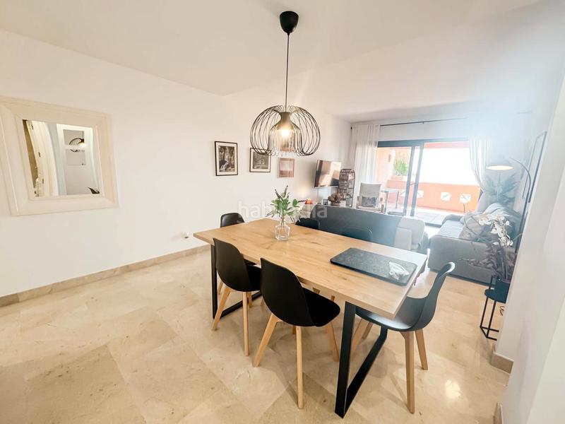 Foto aa83e670-e654-4b2a-b8e9-c037482866e9. Apartamento  costa con vistas al mar en Manilva