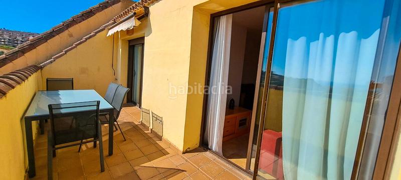 Foto 4ed82d28-e5d1-41ba-9675-5597047b9a91. Lloguer àtic amb calefacció piscina a La Duquesa Manilva
