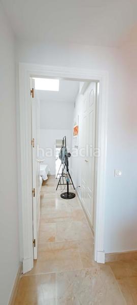 Foto 7081238b-b4dc-4720-ad95-834edee8659a. Rent penthouse with heating pool in La Duquesa Manilva