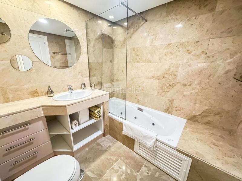 Foto 04495516-9a7c-4f8c-8cfc-57f1eb866272. Apartament amb calefacció aparcament piscina a San Luis de Sabinillas Manilva
