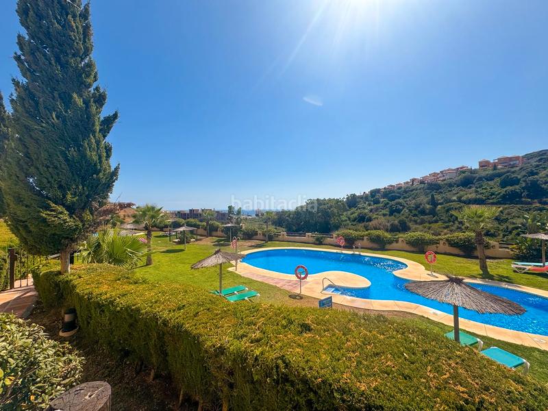 Foto 3dc7148c-f6ce-4aec-a743-efeb5c21c220. Apartament amb calefacció aparcament piscina a San Luis de Sabinillas Manilva