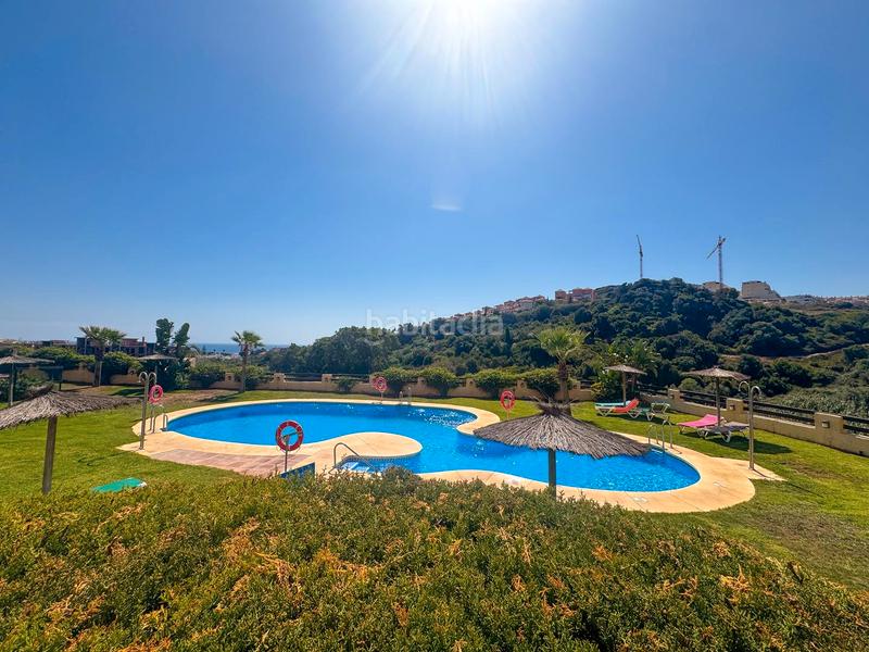 Foto 489557c7-cb33-435f-90ec-cf2aac44bb75. Apartament amb calefacció aparcament piscina a San Luis de Sabinillas Manilva