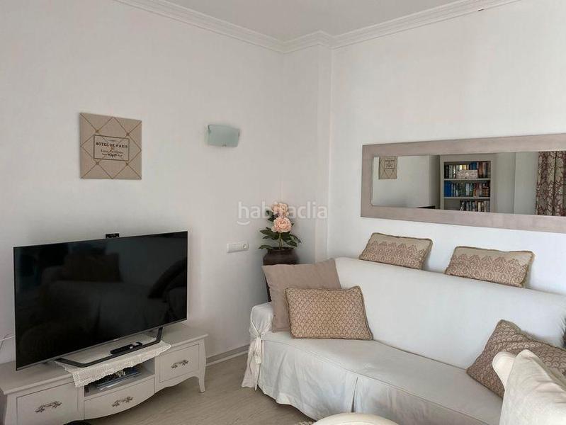 Foto 4043b222-9f28-4c50-8118-df4216848bb6. Attico con camino parcheggio piscina in Estepona golf Estepona