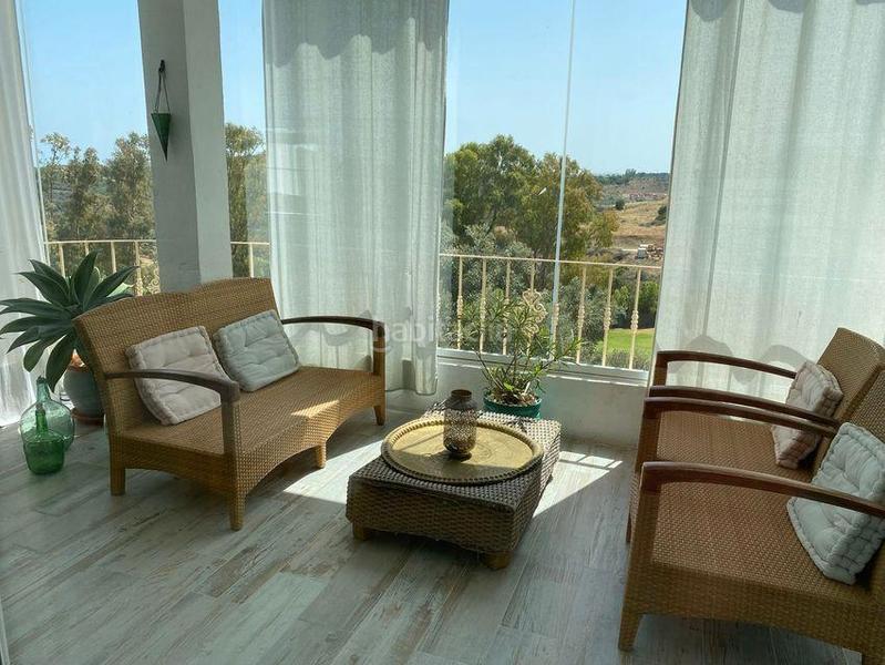 Foto 702e7527-bc8f-4b48-abf4-871ebd669792. Attico con camino parcheggio piscina in Estepona golf Estepona