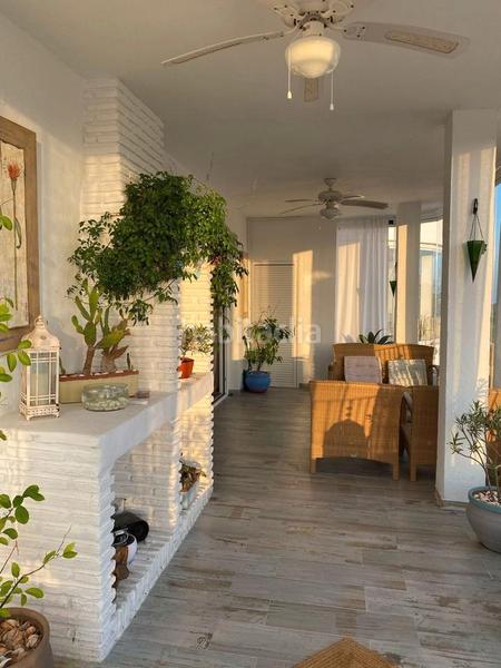 Foto c299f139-5735-471b-b6c7-acff431ced3a. Attico con camino parcheggio piscina in Estepona golf Estepona