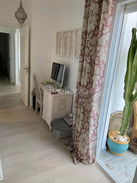 Foto dcffe3b3-cdd1-45ab-90b3-2fd341f1cbc1. Attico con camino parcheggio piscina in Estepona golf Estepona